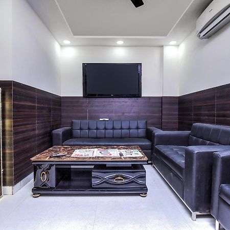 Hotel Aerostar Gold - Opposite Max Healthcare Delhi  Exterior foto