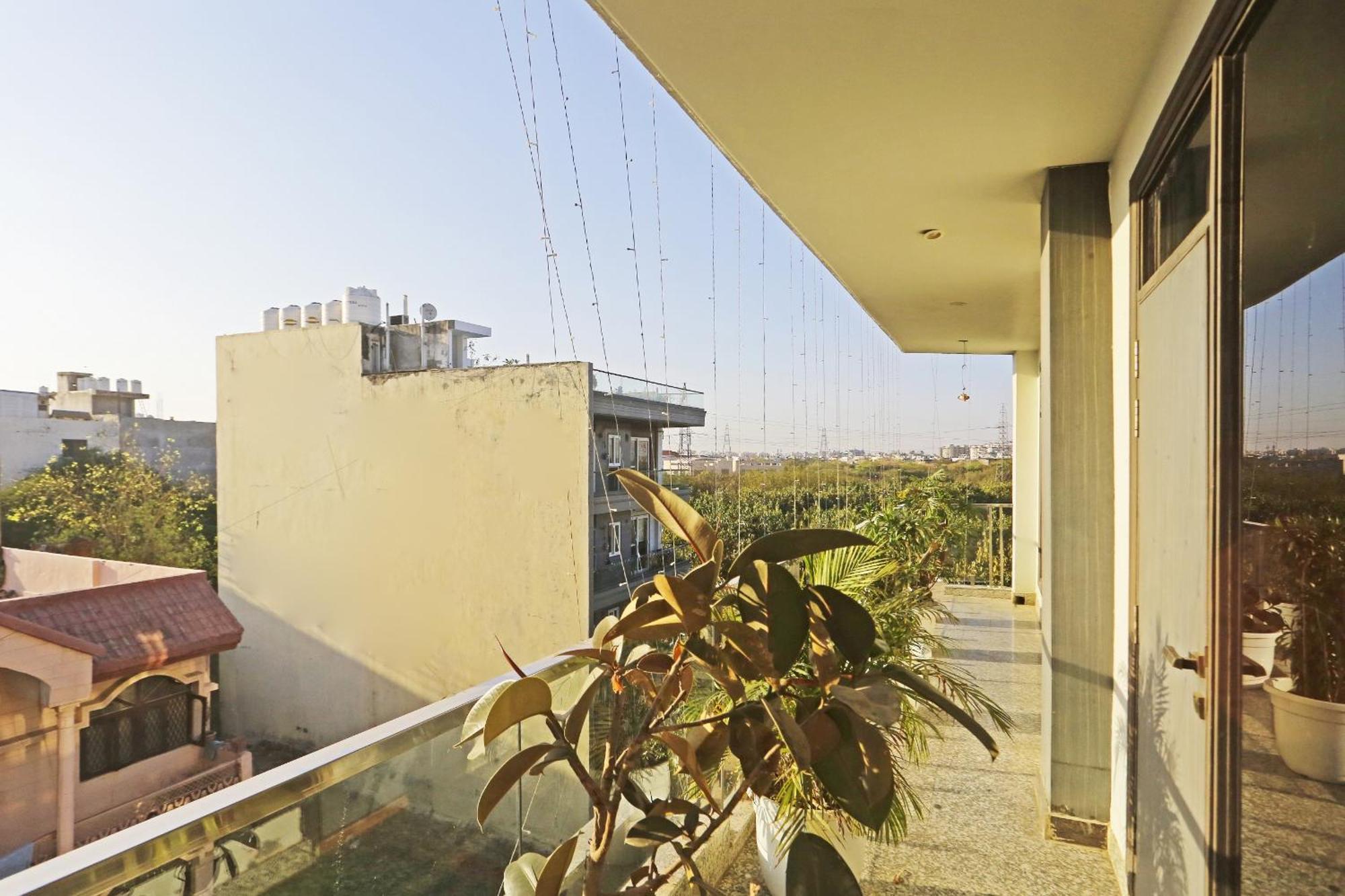 Hotel Aerostar Gold - Opposite Max Healthcare Delhi  Exterior foto