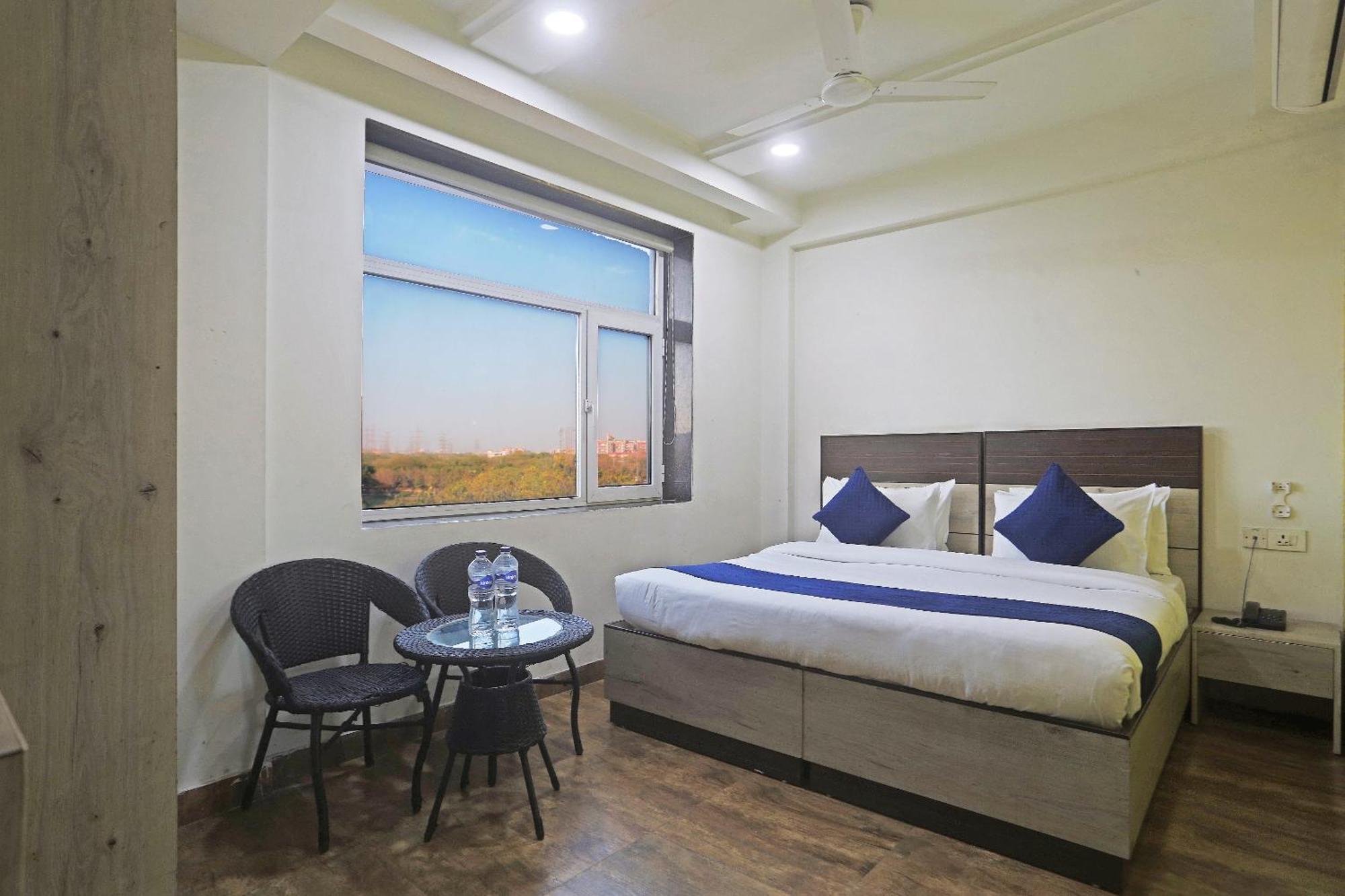 Hotel Aerostar Gold - Opposite Max Healthcare Delhi  Exterior foto